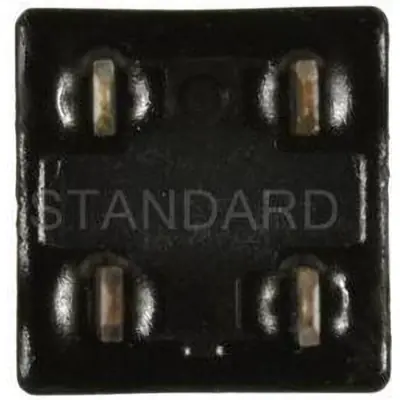 Fuel Pump Relay by BLUE STREAK (HYGRADE MOTOR) - RY827 Pas Cher