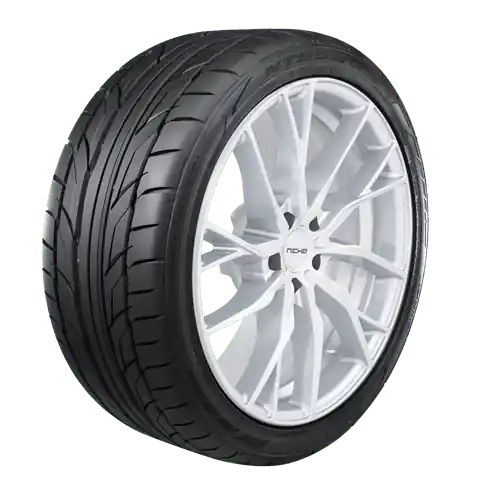 Dernier Modèle NITTO NT555 G2 275/40ZR20 106W COMPETITION TIRE