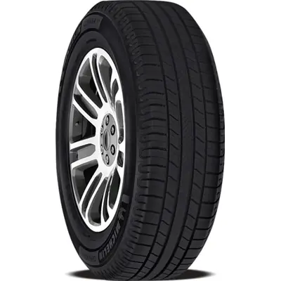 Achetez Aujourd’hui MICHELIN - 8218 - All-Season 17" Tire Defender2 (225/65R17)