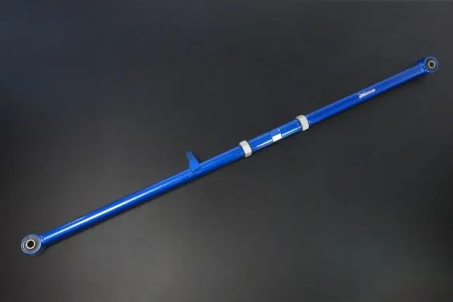 Hardrace - Rear Track Bar-adjustable Toyota Hiace Solde