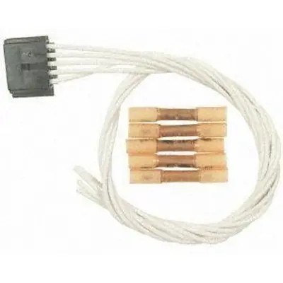 Fog Lamp Switch Connector by BLUE STREAK (HYGRADE MOTOR) - S1399 Promotion Saisonnière